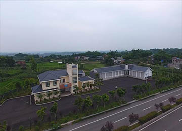 汽車(chē)駕駛證和摩托車(chē)駕駛證可以同時(shí)考嗎？易通駕校告訴您！