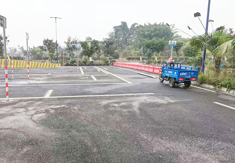 摩托車訓(xùn)練場地展示