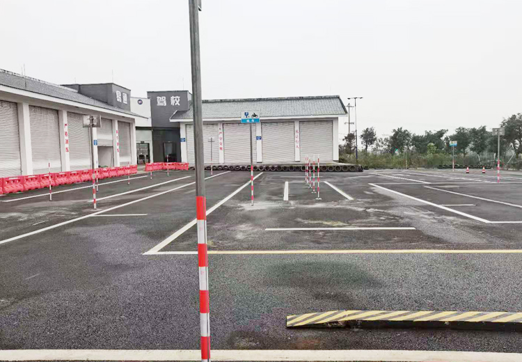 摩托車訓(xùn)練場地